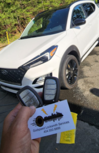 gallery image showing duplicate key cutting